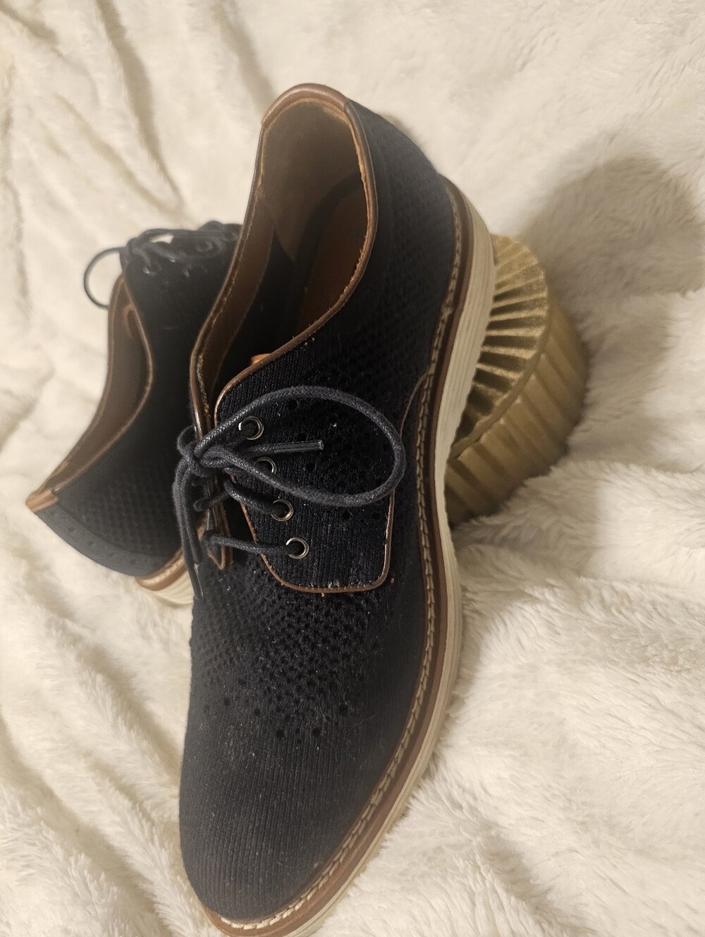 Men's NAVY BLUE Knit Oxford Shoes with Brown Trim